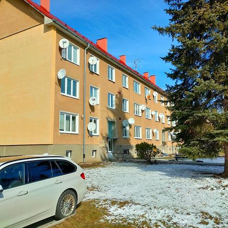 2-Iz. Byt V Tichej Lokalite S Bezplatnym Parkovanim Liptovský Hrádok Buitenkant foto